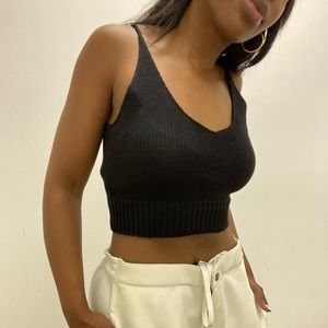 H&M | Black Knit Crop Top